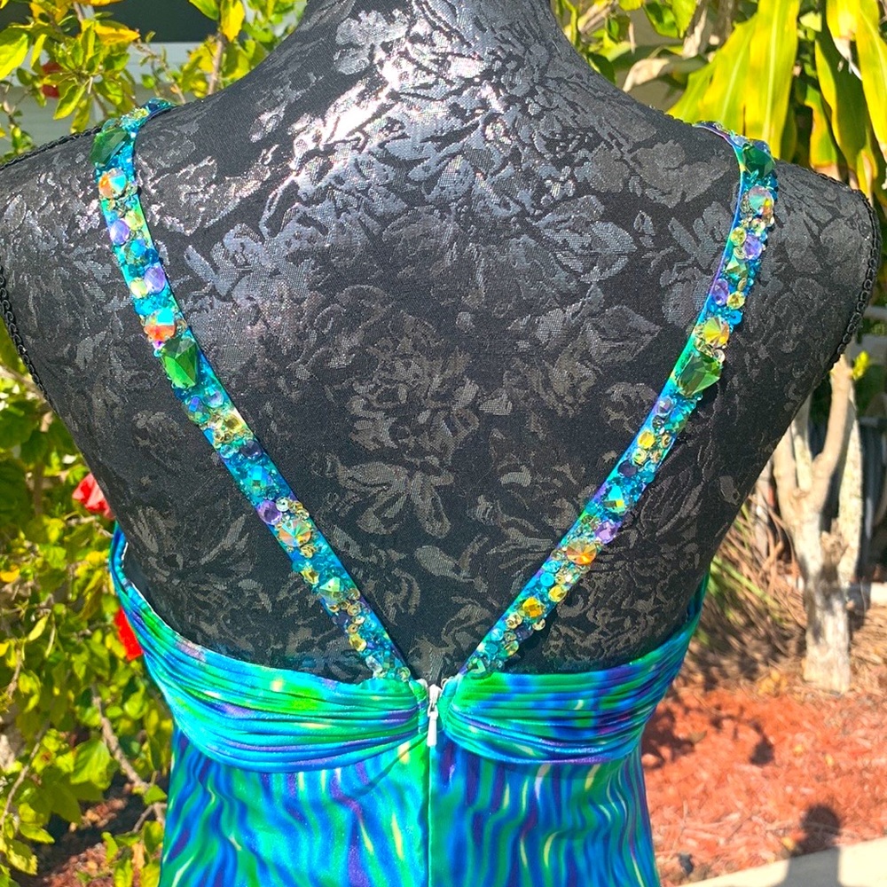 Stunning colorful whimsical gem gown by La Femme size 6 - Picture 4 of 6